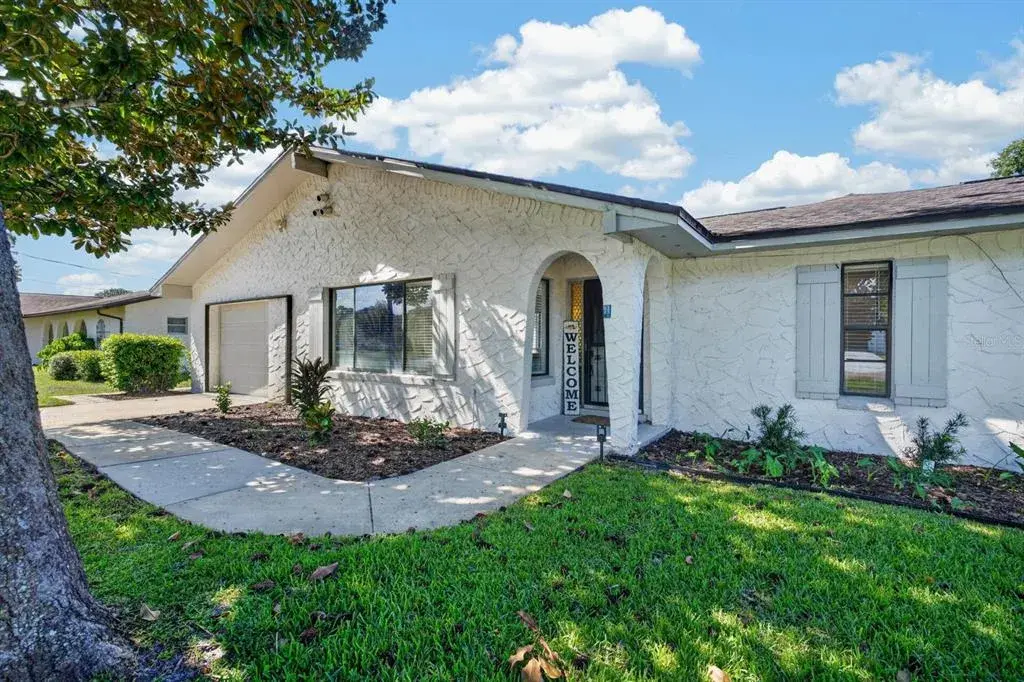 Property for sale at 11 FERRIS LANE, PALM COAST, FL, 32137