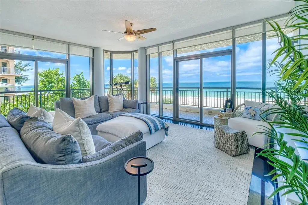 Amazing expansive views!