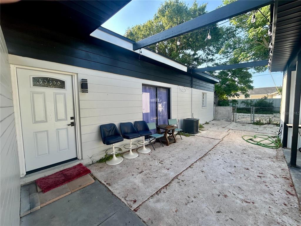 Property for sale at 7615 LAVENDER LANE, TAMPA, FL, 33619