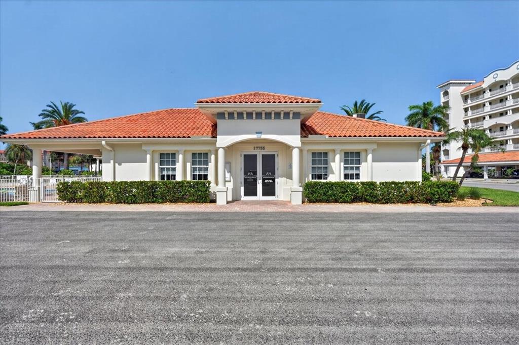 Property for sale at 108 FOREST HILLS DRIVE, REDINGTON SHORES, FL, 33708