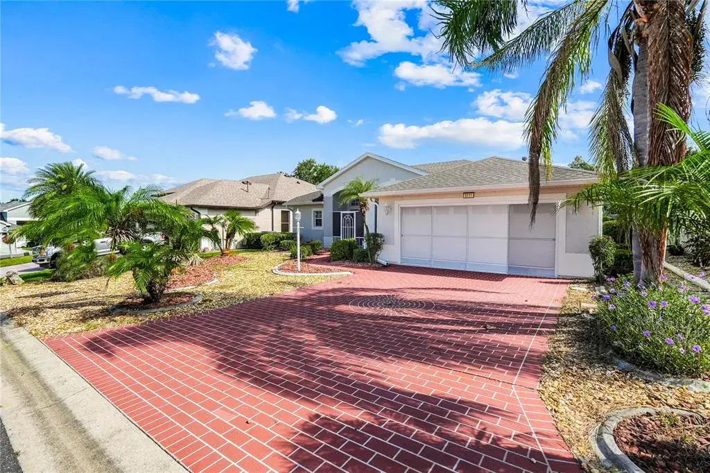 Property for sale at 5111 IRONSIDES COURT, TAVARES, FL, 32778