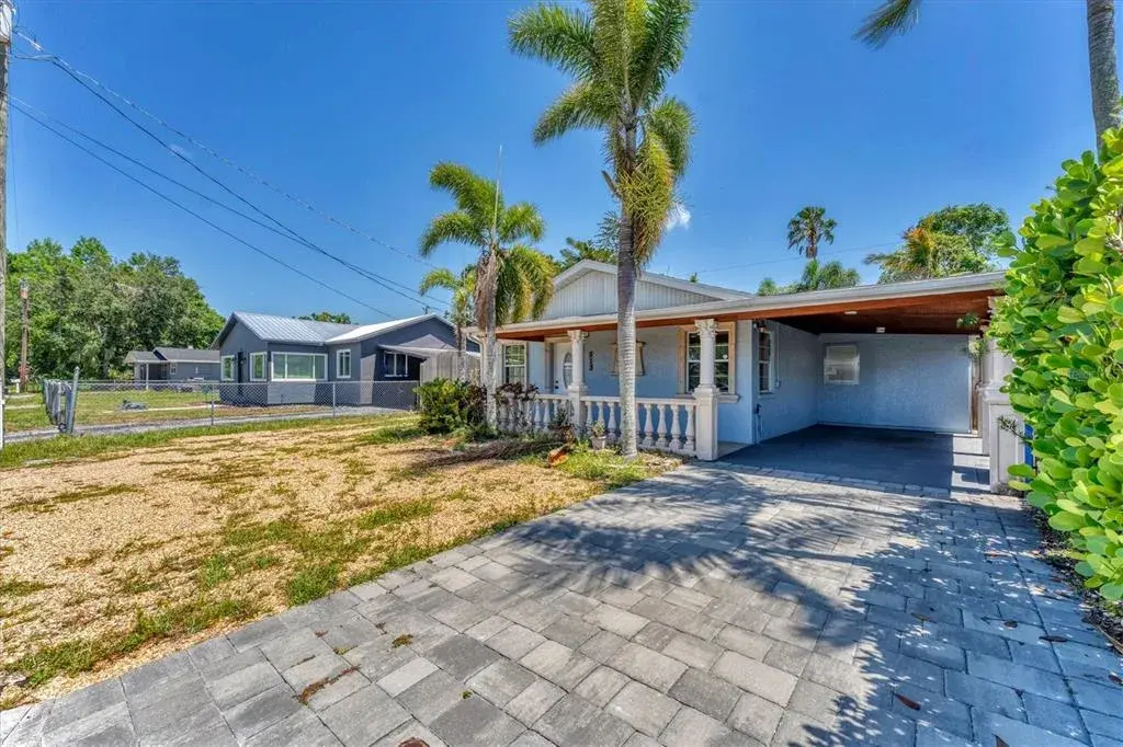 Property for sale at 513 25TH AVENUE W, BRADENTON, FL, 34205