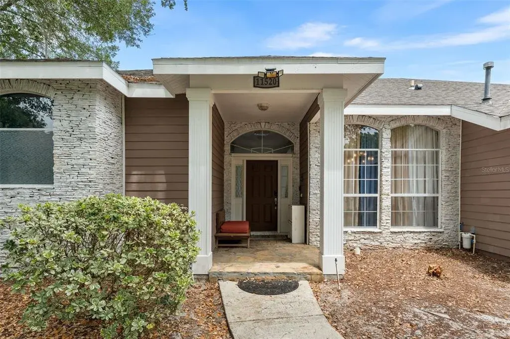 Property for sale at 11520 NW 8TH LANE, GAINESVILLE, FL, 32606