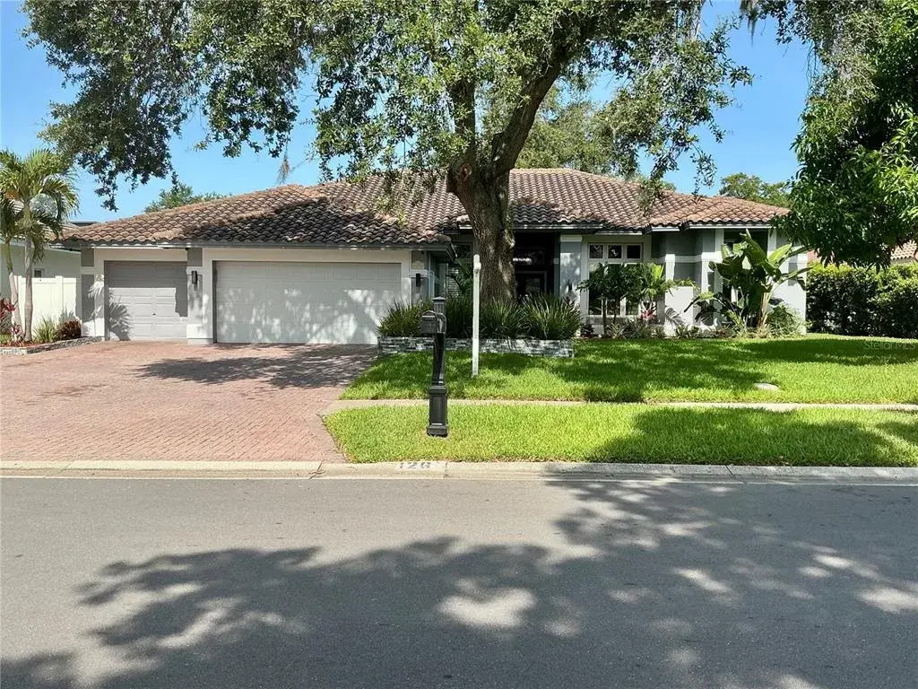 Property for sale at 126 OLD OAK CIRCLE, PALM HARBOR, FL, 34683