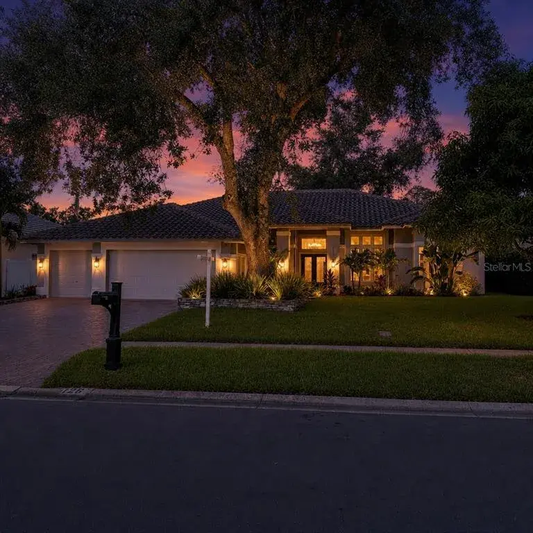 Property for sale at 126 OLD OAK CIRCLE, PALM HARBOR, FL, 34683