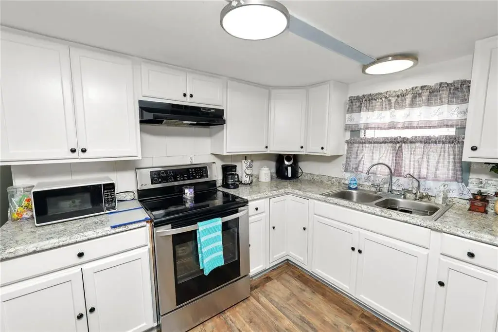 Property for sale at 1111 S TERRY AVENUE, LAKELAND, FL, 33815
