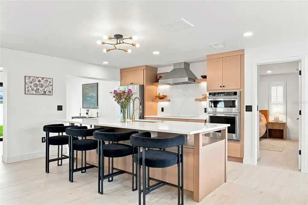 Property for sale at 6241 TANGLEWOOD DRIVE NE, ST PETERSBURG, FL, 33702