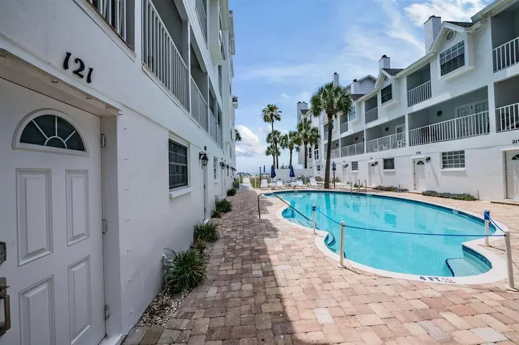 Property for sale at 17960 GULF BOULEVARD UNIT 121, REDINGTON SHORES, FL, 33708