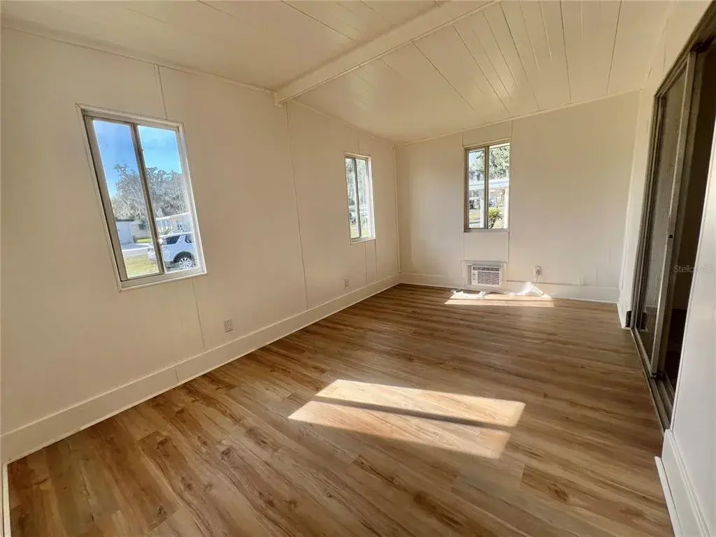 Property for sale at 222 HAWTHORNE BOULEVARD, LEESBURG, FL, 34748