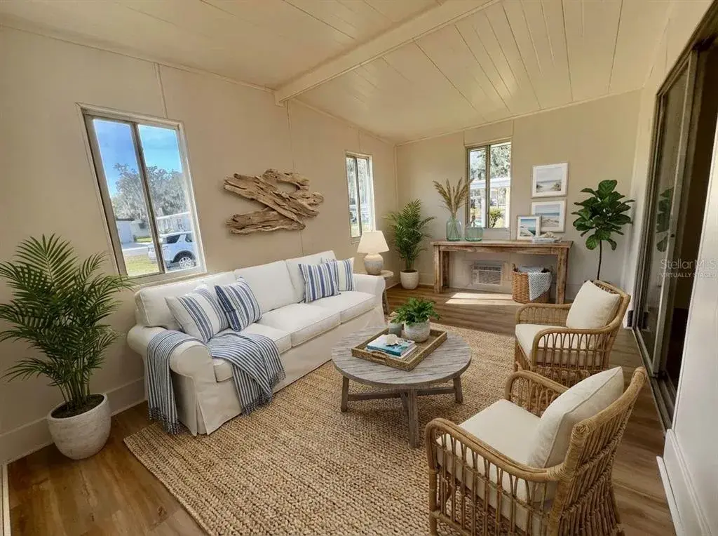Virtually Staged - Florida Room