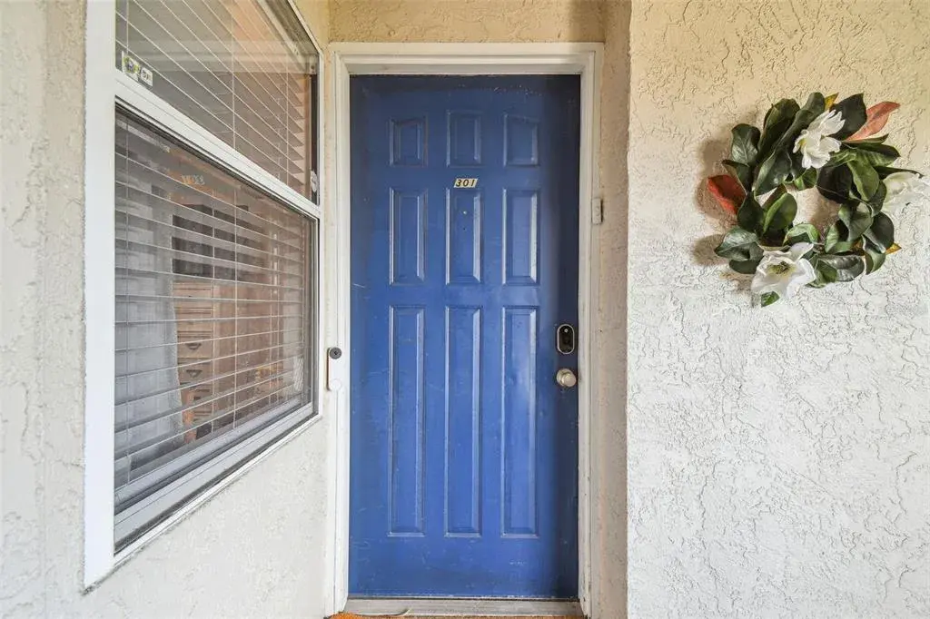 Property for sale at 5537 SEA FOREST DRIVE UNIT 301, NEW PORT RICHEY, FL, 34652