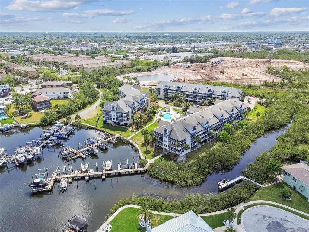 Property for sale at 5537 SEA FOREST DRIVE UNIT 301, NEW PORT RICHEY, FL, 34652