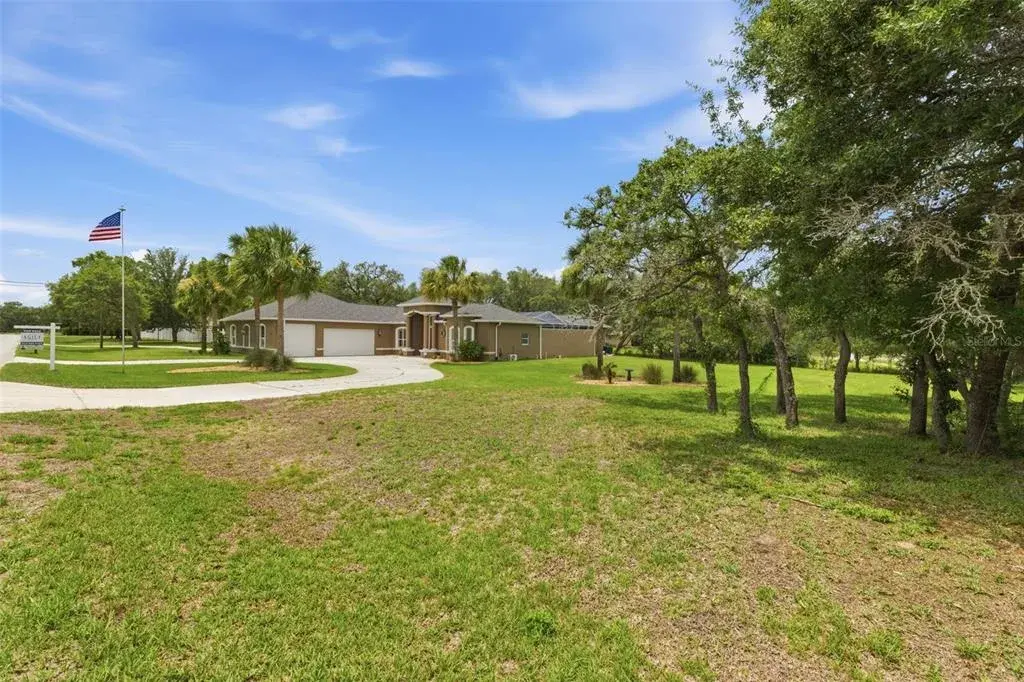 Property for sale at 11145 MOUNTAIN MOCKINGBIRD RD, WEEKI WACHEE, FL, 34614