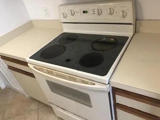 Property for sale at 670 SANDY NECK LANE UNIT 202, ALTAMONTE SPRINGS, FL, 32714