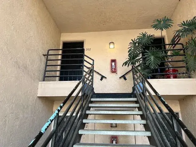 Property for sale at 670 SANDY NECK LANE UNIT 202, ALTAMONTE SPRINGS, FL, 32714