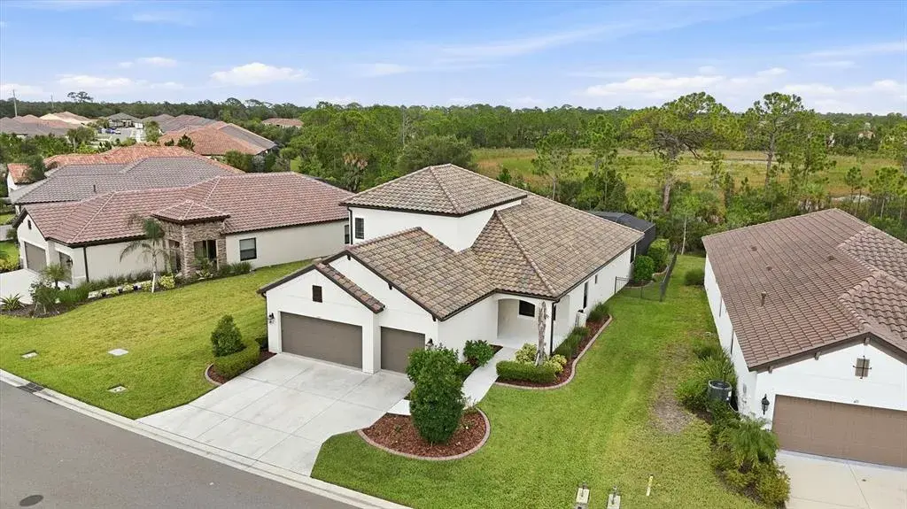 Property for sale at 425 ARIANO AVENUE, NORTH VENICE, FL, 34275