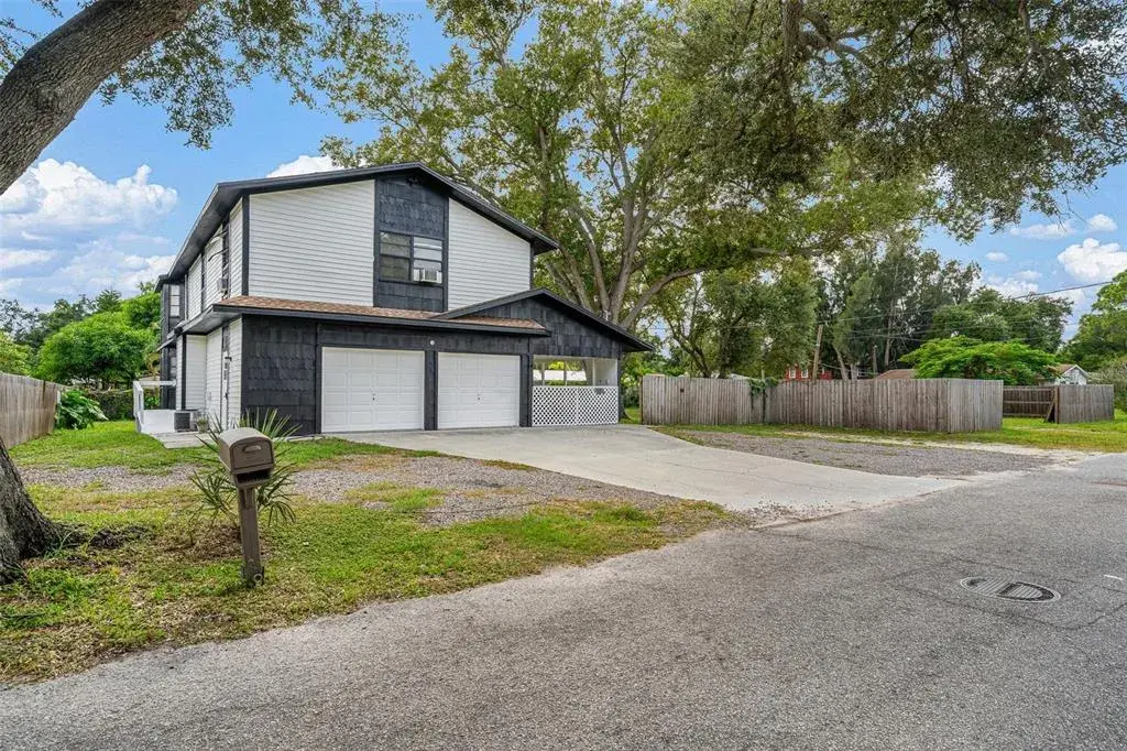 LARGE HOME AND LOT