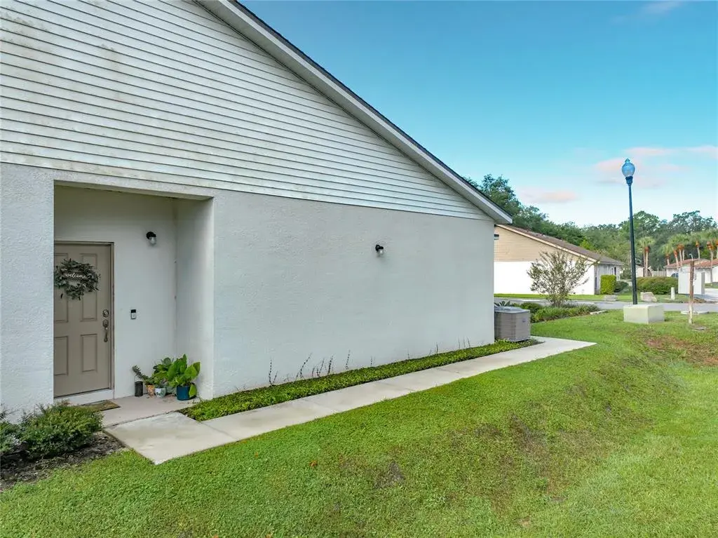 Property for sale at 1415 OAK PLACE UNIT D, APOPKA, FL, 32712