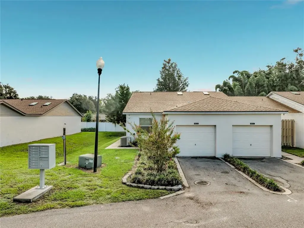Property for sale at 1415 OAK PLACE UNIT D, APOPKA, FL, 32712