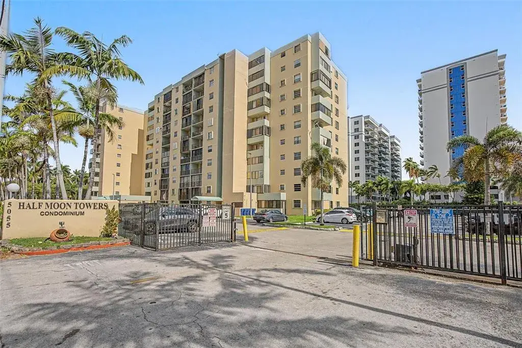 Property for sale at 5055 NW 7TH STREET UNIT 112, MIAMI, FL, 33126