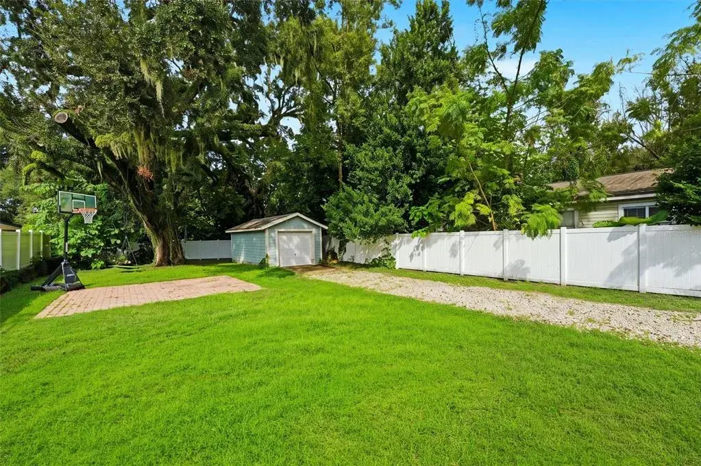 Property for sale at 1510 CLOVERLAWN AVENUE, ORLANDO, FL, 32806