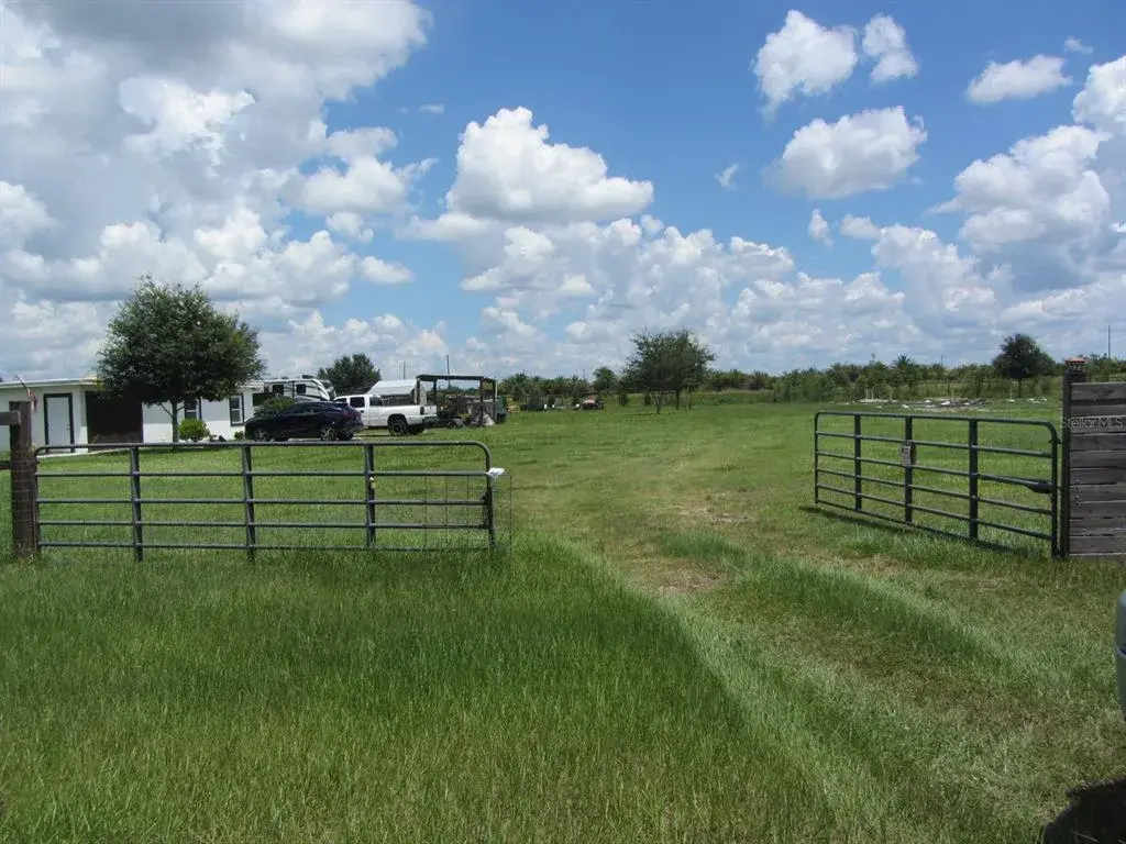 Property for sale at 46365 STATE ROAD 64 E, MYAKKA CITY, FL, 34251