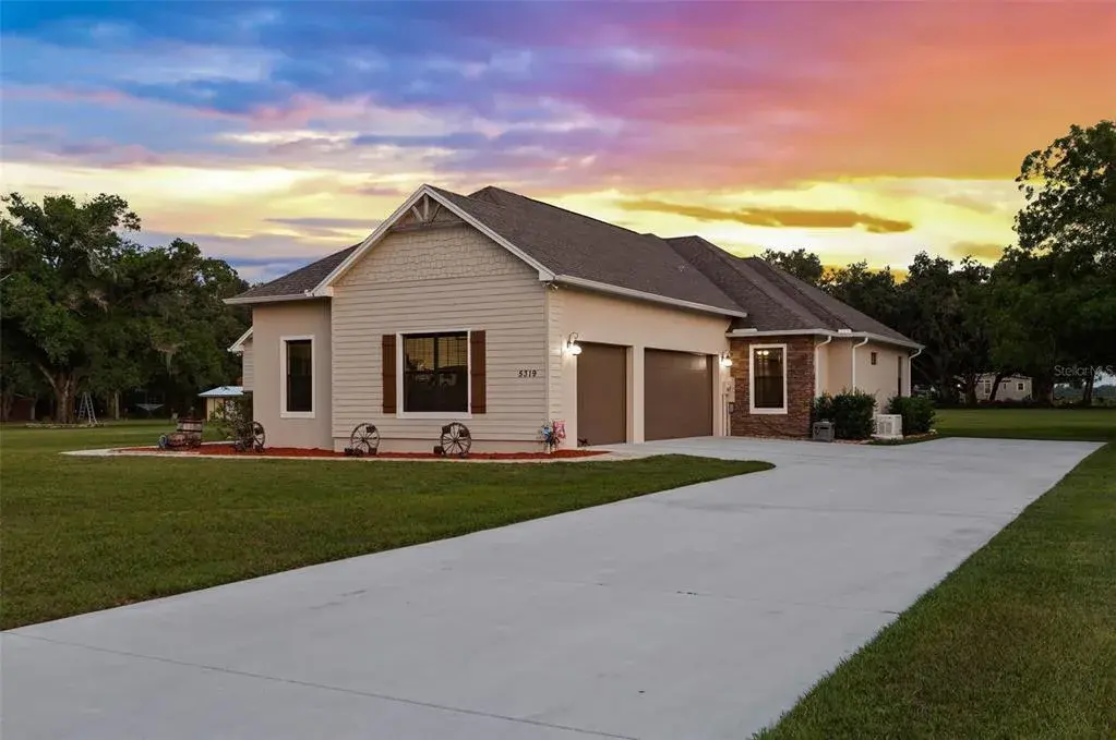 side entry garage