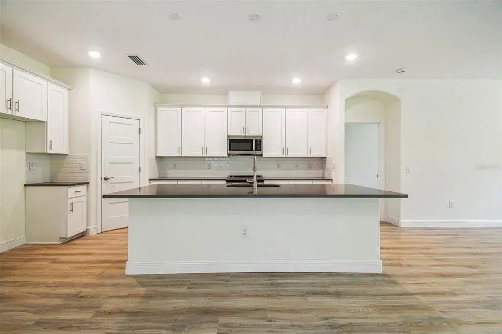Model Home - Does not represent actual To Be Built Home