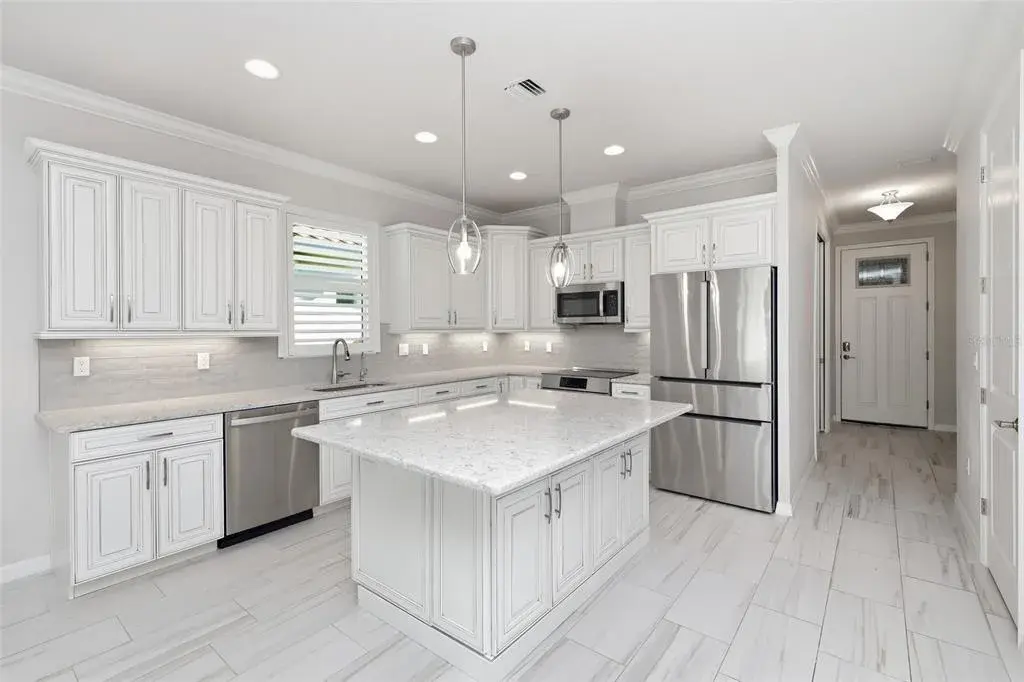 Property for sale at 125 COLEBROOK COURT, VENICE, FL, 34292