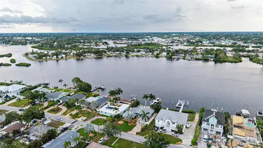 Property for sale at 704 BAYSHORE DRIVE, TARPON SPRINGS, FL, 34689