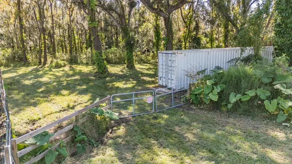 Property for sale at 18113 672 HIGHWAY, LITHIA, FL, 33547