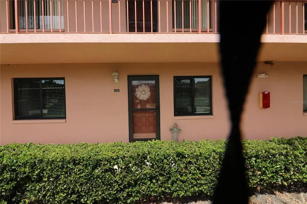 Property for sale at 105 LAKESIDE COURT ELW VI UNIT 5, OLDSMAR, FL, 34677