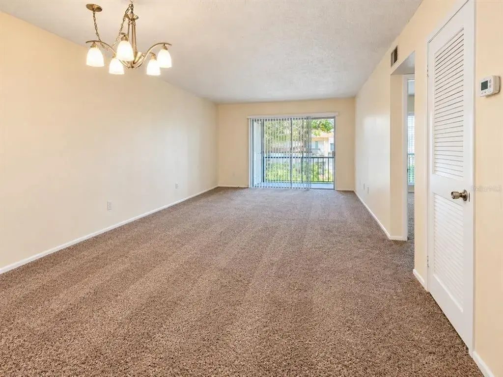 Living & Dining Area