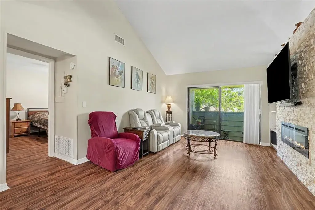Property for sale at 13507 PALMWOOD LANE UNIT 13507, TAMPA, FL, 33618