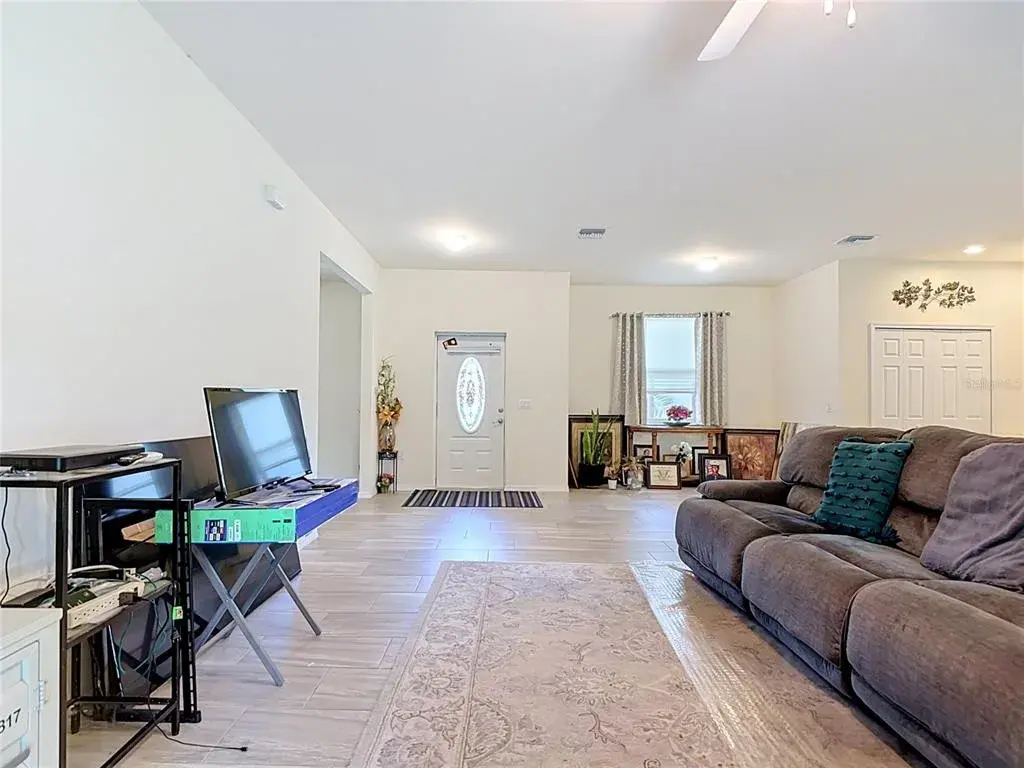 Property for sale at 6027 ACORN CIRCLE, LABELLE, FL, 33935