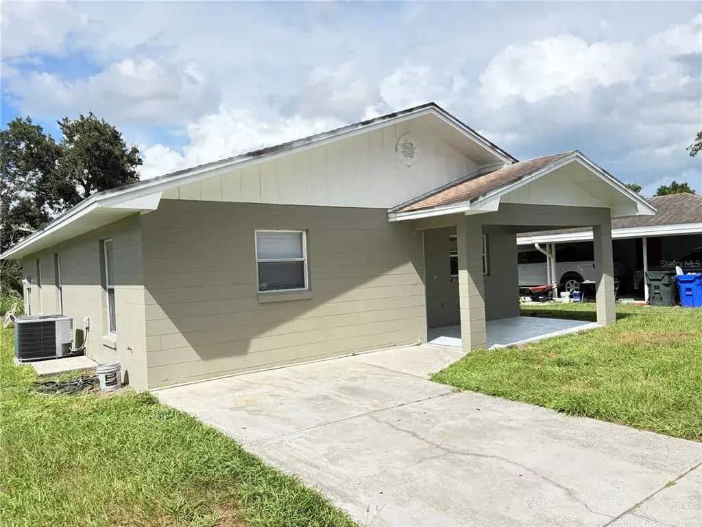 Property for sale at 1117 BLOSSOM CIRCLE N, LAKELAND, FL, 33805