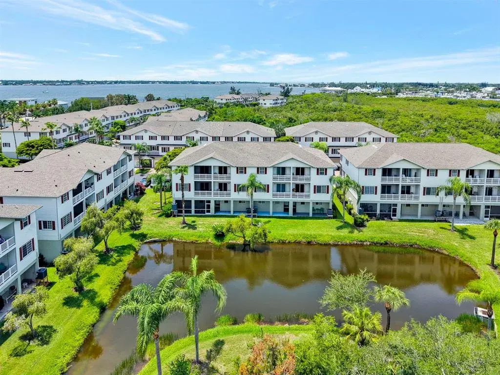 Property for sale at 1014 34TH DRIVE W, PALMETTO, FL, 34221