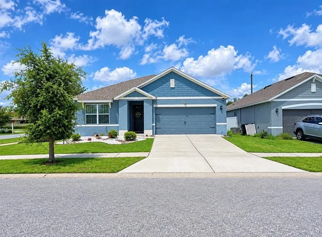 Property for sale at 635 AUTUMN STREAM DRIVE, AUBURNDALE, FL, 33823