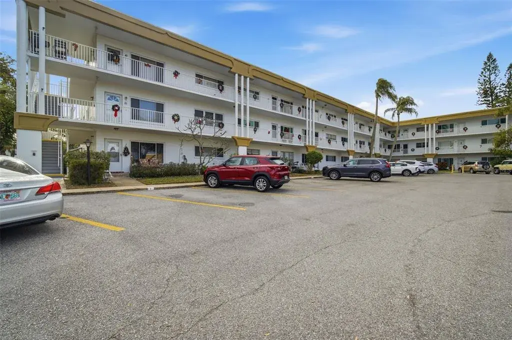 Property for sale at 2431 CANADIAN WAY UNIT 47, CLEARWATER, FL, 33763