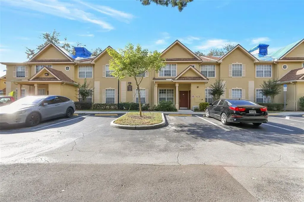 Property for sale at 819 GRAND REGENCY POINT UNIT 101, ALTAMONTE SPRINGS, FL, 32714