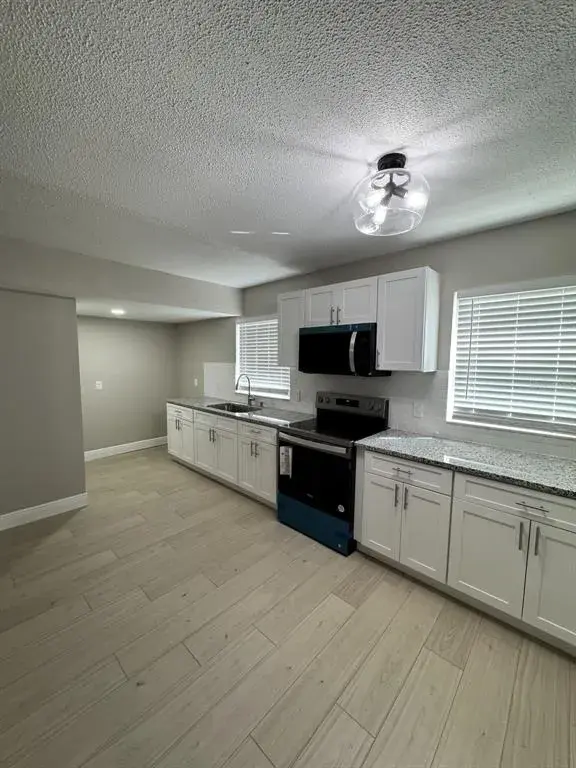 Property for sale at 818 E AIRPORT BOULEVARD, SANFORD, FL, 32773
