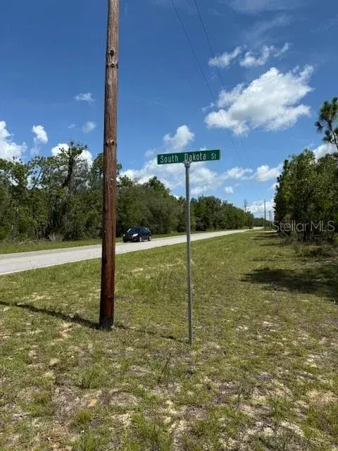 Property for sale at 111 S DAKOTA STREET, HAWTHORNE, FL, 32640