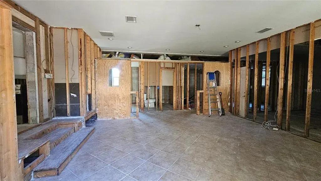 Property for sale at 208 48TH AVENUE N, ST PETERSBURG, FL, 33703