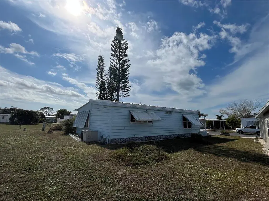 Property for sale at 919 CORTINA BOULEVARD, VENICE, FL, 34285