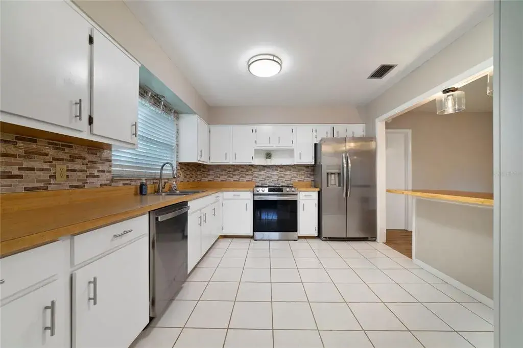 Property for sale at 146 MAYFAIR COURT, SANFORD, FL, 32771