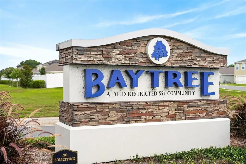 Property for sale at 615 JUNIPER WAY, TAVARES, FL, 32778
