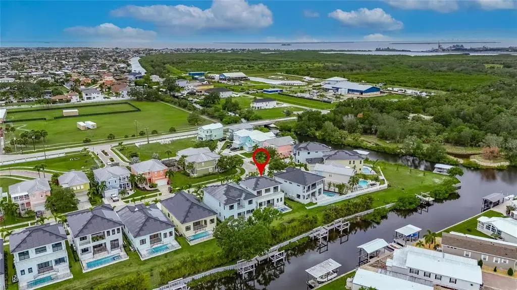 Property for sale at 6528 SIMONE SHORES CIRCLE, APOLLO BEACH, FL, 33572