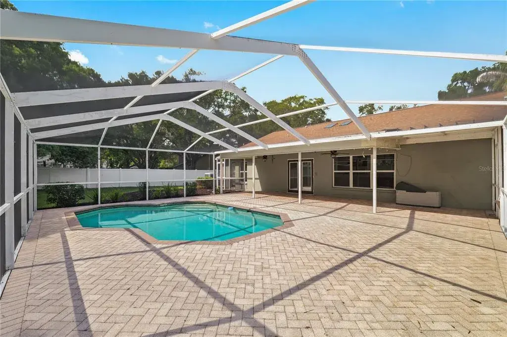 Property for sale at 3809 HANOVER HILL DR, VALRICO, FL, 33596