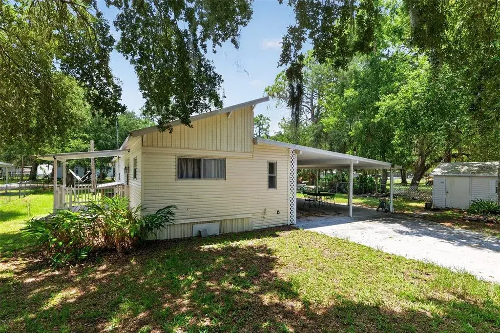 Property for sale at 10513 LYNNWOOD AVENUE, LAKE WALES, FL, 33898