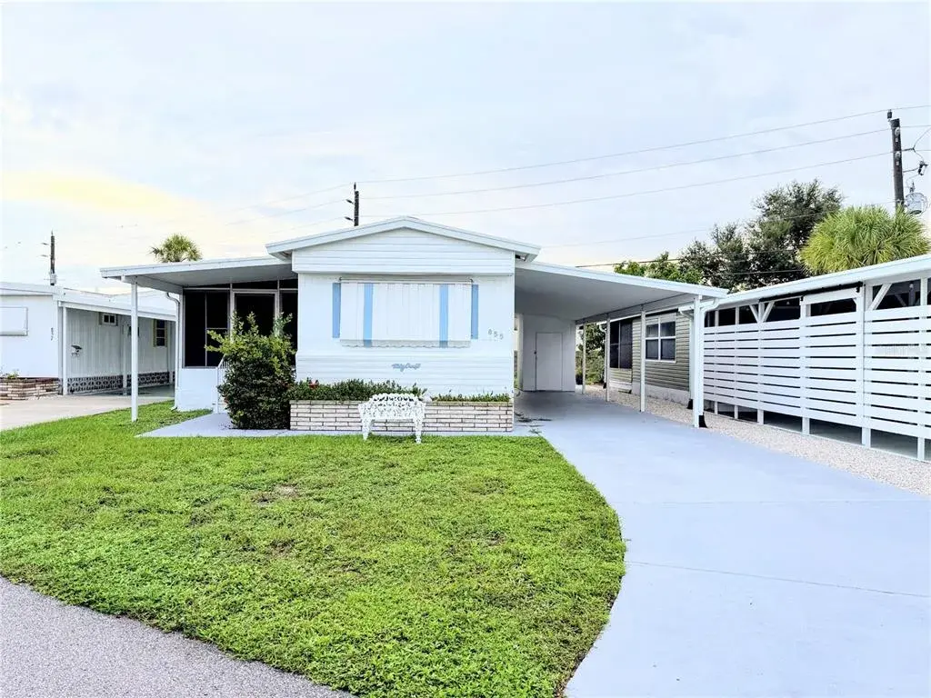 Property for sale at 855 S GREEN CIRCLE, VENICE, FL, 34285